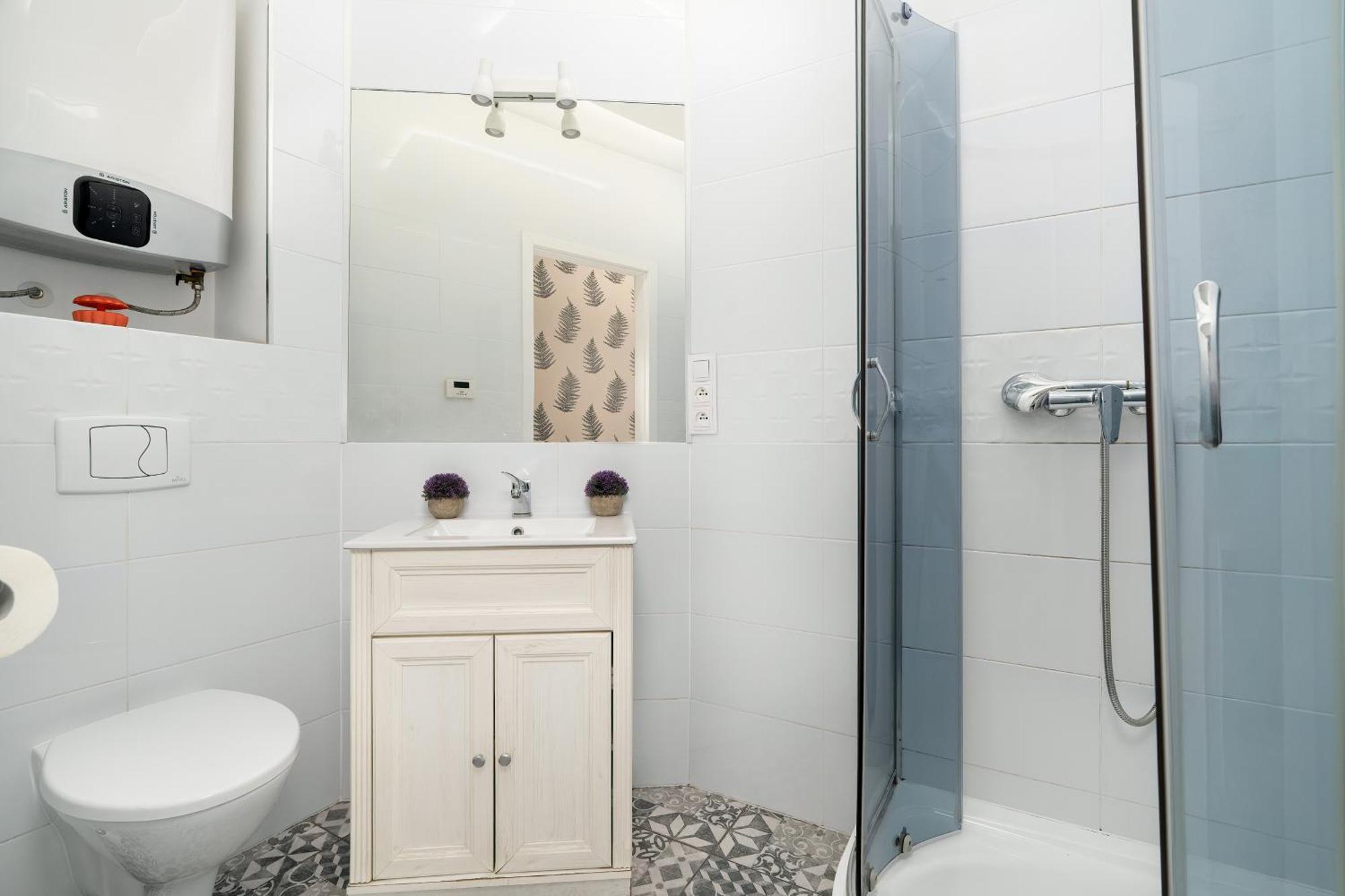 Cosy Very Berry In Close To The Park By Renters Poznań